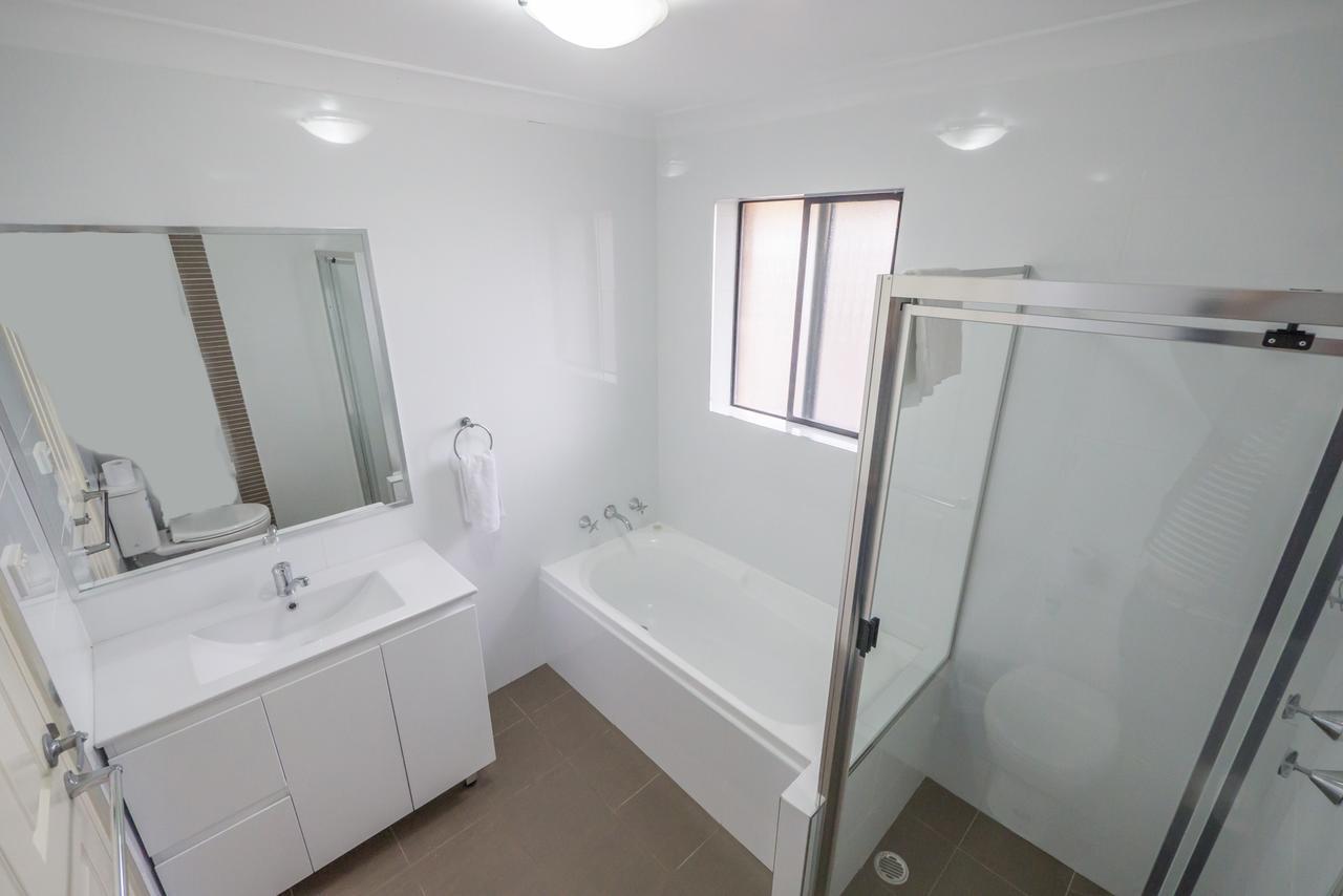 Parkside Apartments Parramatta ซิดนีย์ ภายนอก รูปภาพ